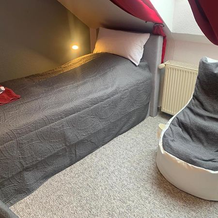 Best-Preis -Vip Lounge- Mit Netflix, Self-Check-In, Ebike Ladestation, Fahrradraum, Wlan Und Netflix - Direkt Am Elberadweg Im Herzen Von Віттенберґе Екстер'єр фото