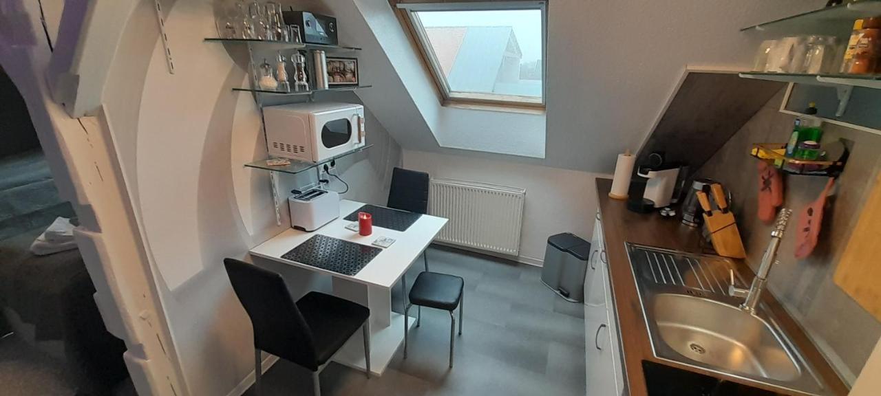 Best-Preis -Vip Lounge- Mit Netflix, Self-Check-In, Ebike Ladestation, Fahrradraum, Wlan Und Netflix - Direkt Am Elberadweg Im Herzen Von Віттенберґе Екстер'єр фото